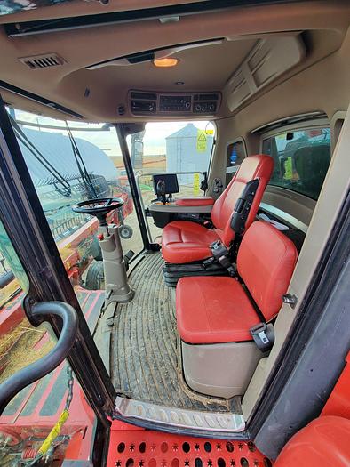 Used 2020 Case IH 9250 Combine w/ 1300 eng hrs