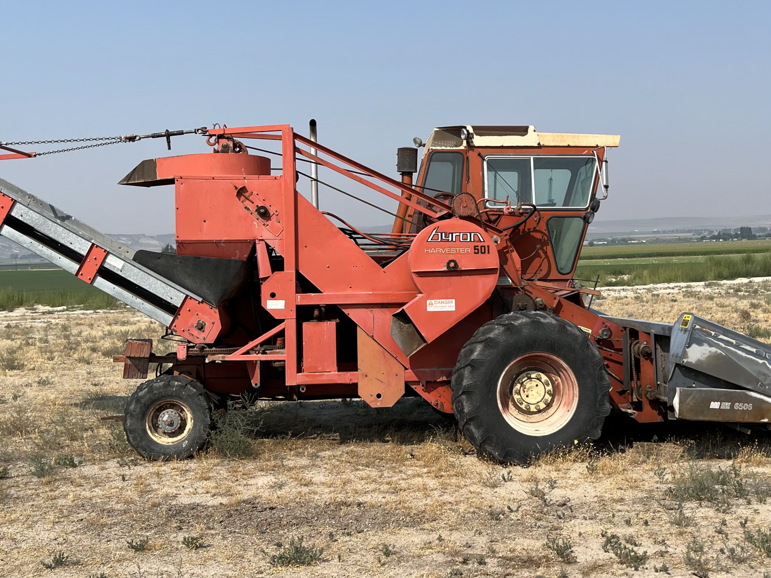 Used Byron 3650 Corn Picker