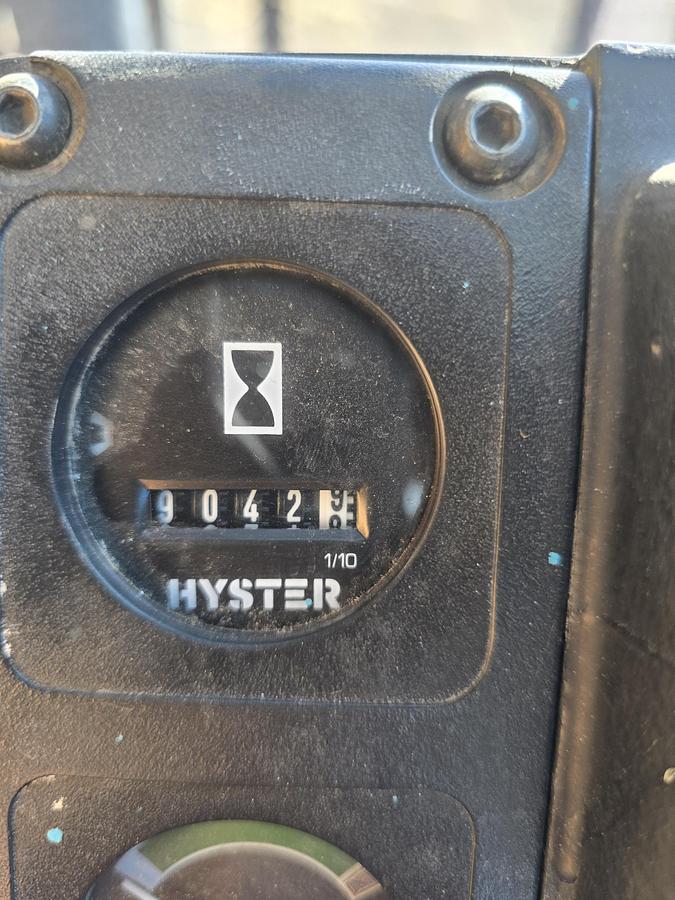 Used Hyster H210XL Hay Squeeze