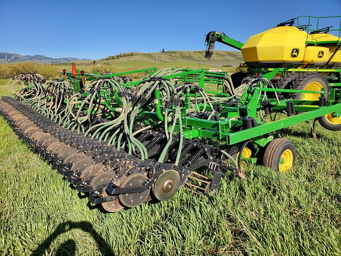 Used 2021 John Deere 730 / 1910 Air Drill