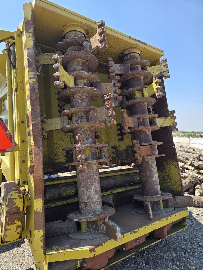 Used Degelman M34 Manure Spreader