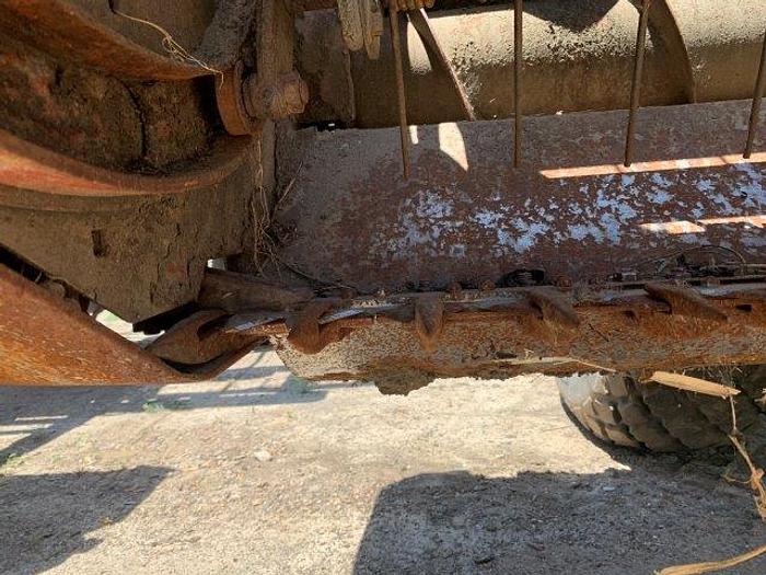 Used 2009 Massey Ferguson 9435 Windrower