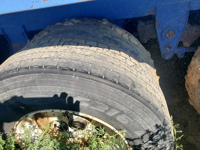 Used 2014 BIW 30' Silage Trailer