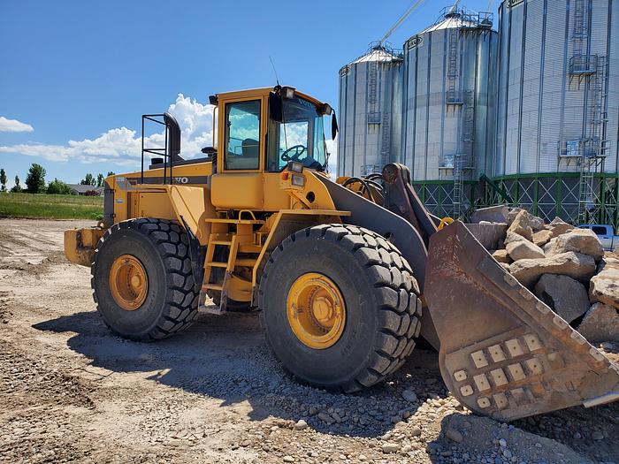 Used 1999 Volvo L220D Wheel Loader