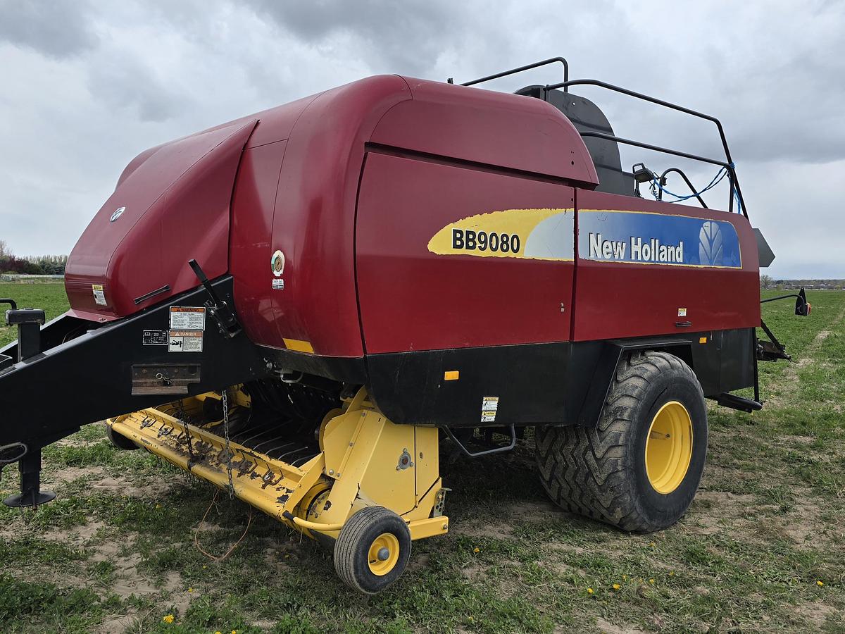Used 2012 New Holland BB9080 3x4 Baler ** Only 10k Bales **