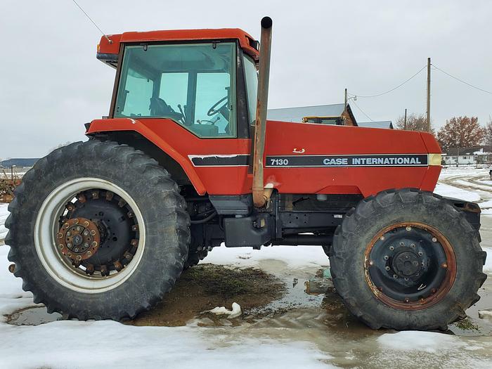 Used 1990 Case 7130 Tractor w/ 10000 hrs