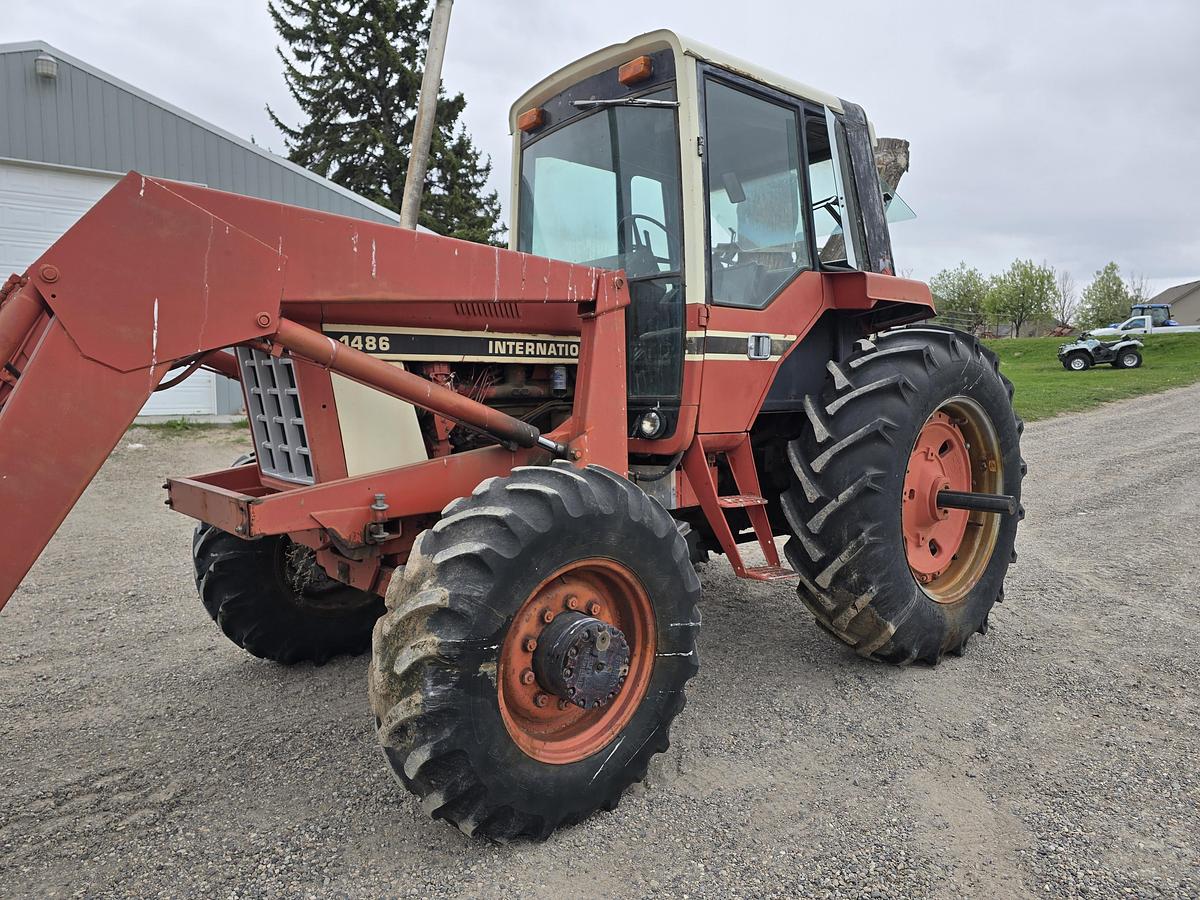 Used International 1486 Tractor w/ Loader