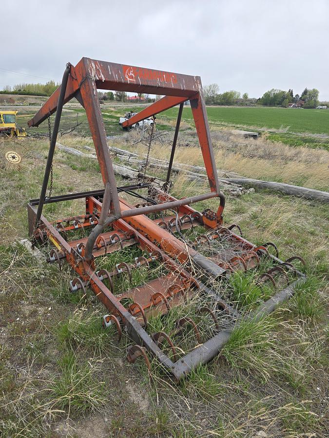 Used International 1486 Tractor w/ Loader