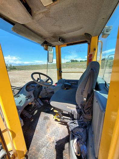 Used 1999 Volvo L220D Wheel Loader