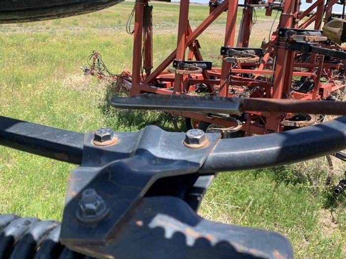 Used 2003 John Deere 2400 3-Section Chisel Plow 31'