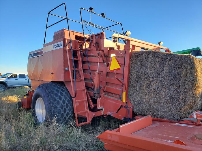 Used 2006 Hesston 4910 Baler w/ Accumulator - 4x4