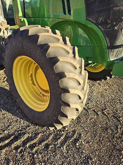 Used 2012 John Deere 7215R Tractor w/ Loader - 5000 hrs