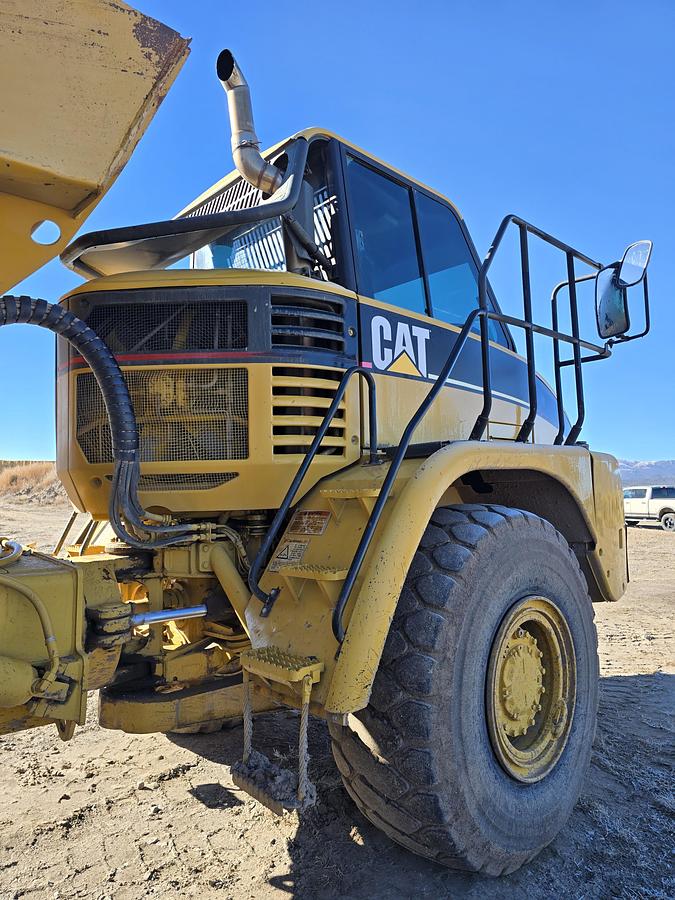 Used Caterpillar 730 Articulating Haul Dump Truck