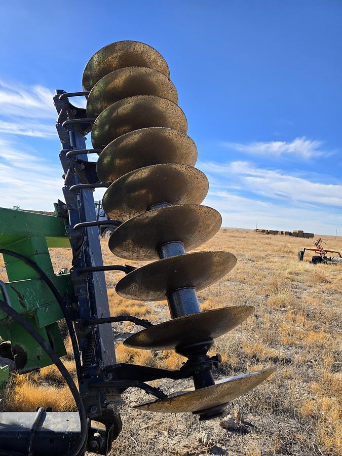 Used 28' John Deere 650 Tandem Disk