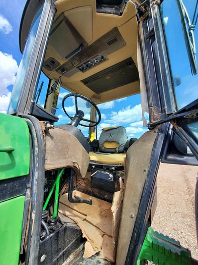 Used 1990 John Deere 4555 Tractor