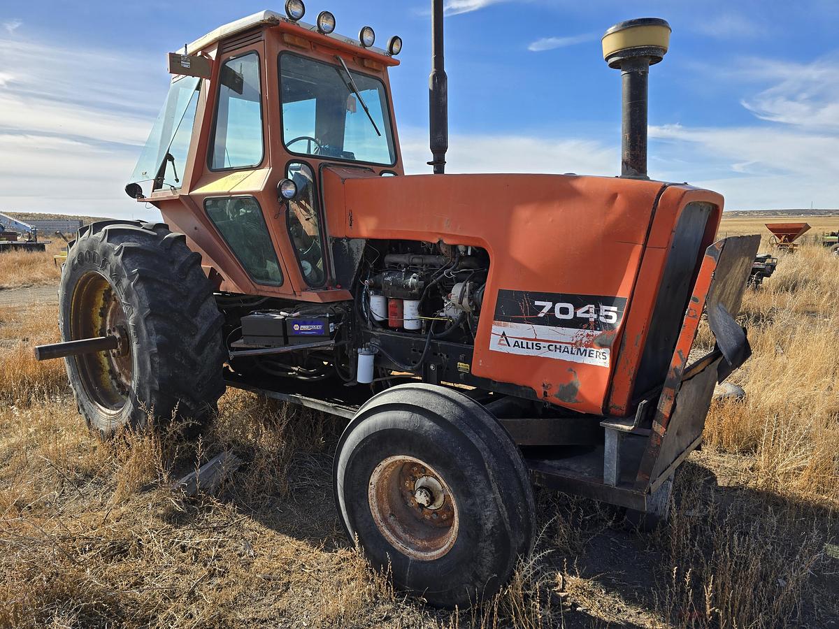 Used Allis Chalmers 7045 Tractor