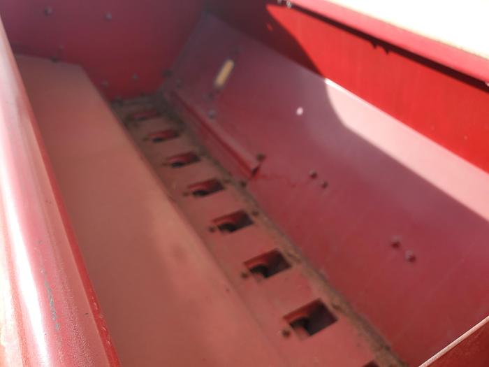 Used 12' International 510 Grain Drill w/ Small Seed