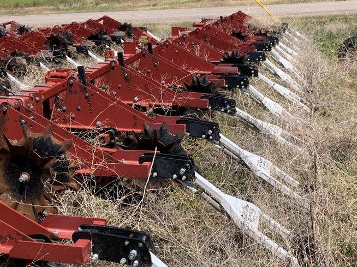 Used Case IH 1820 12R30 Row Crop Cultivator