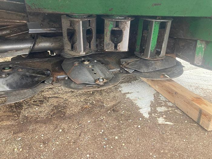 Used 16' John Deere 500R Rotary Hay Header