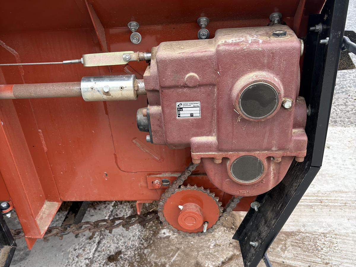 Used 2022 Pequea 250P Manure Spreader ** Like New **
