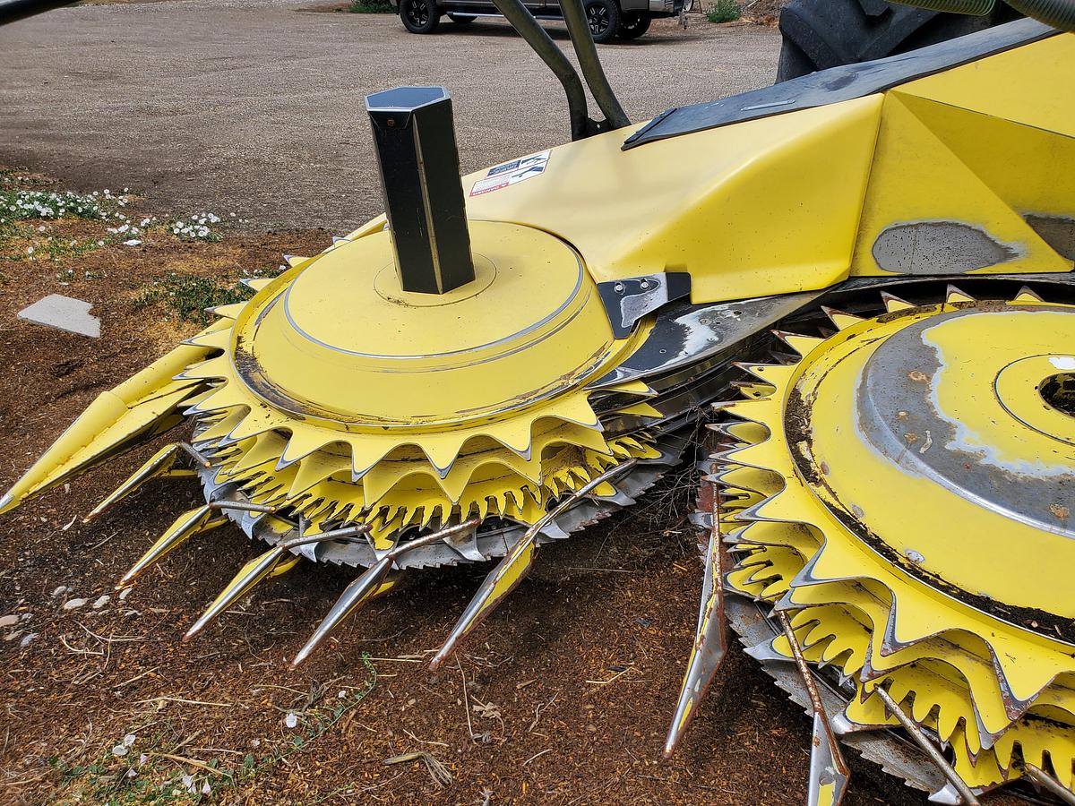 Used 2016 John Deere 8400 Forage Harvester w/ 2 Headers **2300 Hrs**