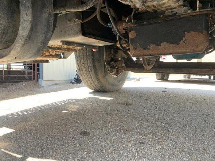 Used 2001 Interational 4900