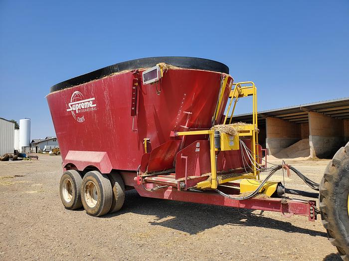 Used 2018 Supreme 1200T Vertical Feed Mixer