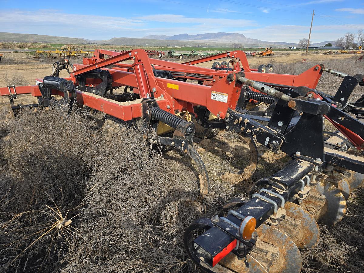 Used Krause 4850-15 Disk Ripper - 7 Shank