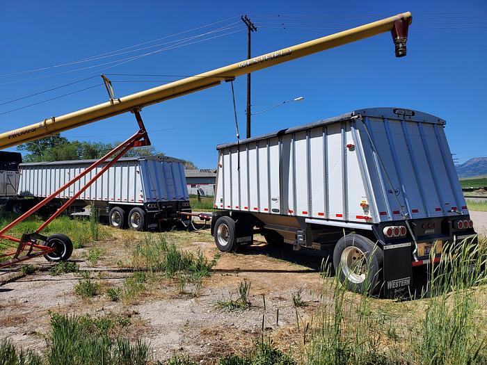 Used 2021 Western Hopper Trailer Set - 38' + 20'