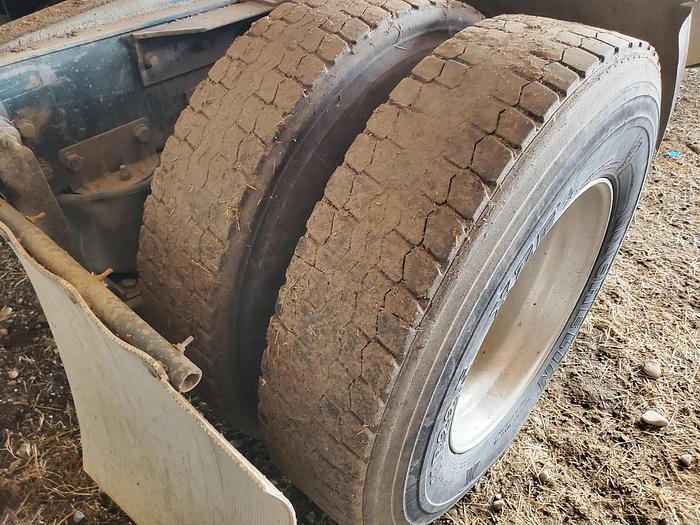 Used 1995 Kenworth W900 Truck w/ Single Axle