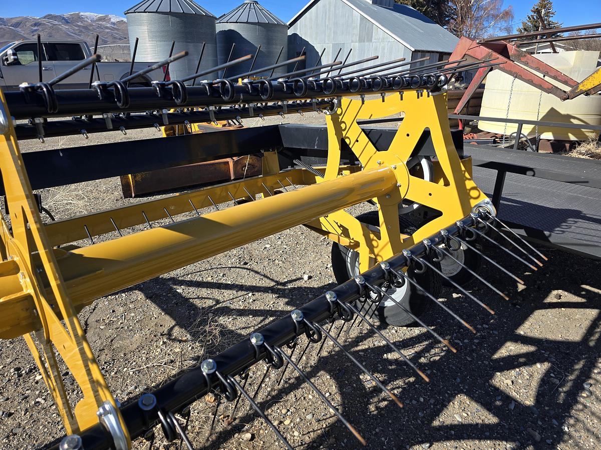 Used Bauman 5910 Hay Fluffer