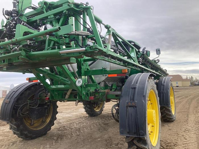 Used 2015 John Deere R4045 Sprayer w/ 2600 hrs