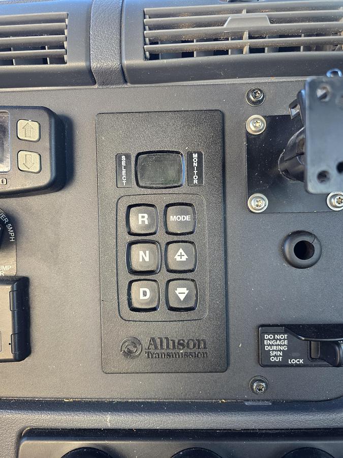 Used 2019 Freightliner Cascadia 113 Truck