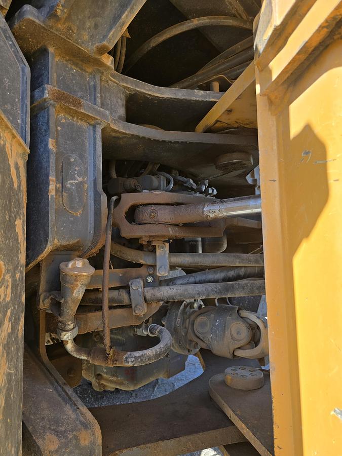 Used 2014 Liebherr L550 Wheel Loader