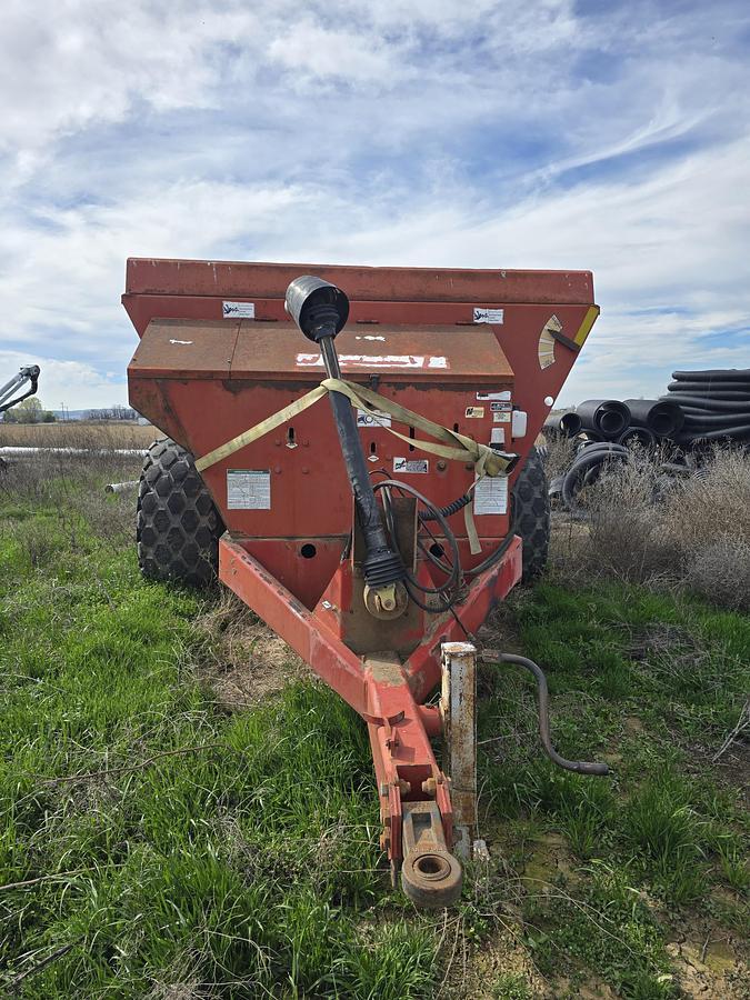 Used 2014 Meyer 8865 Manure Spreader