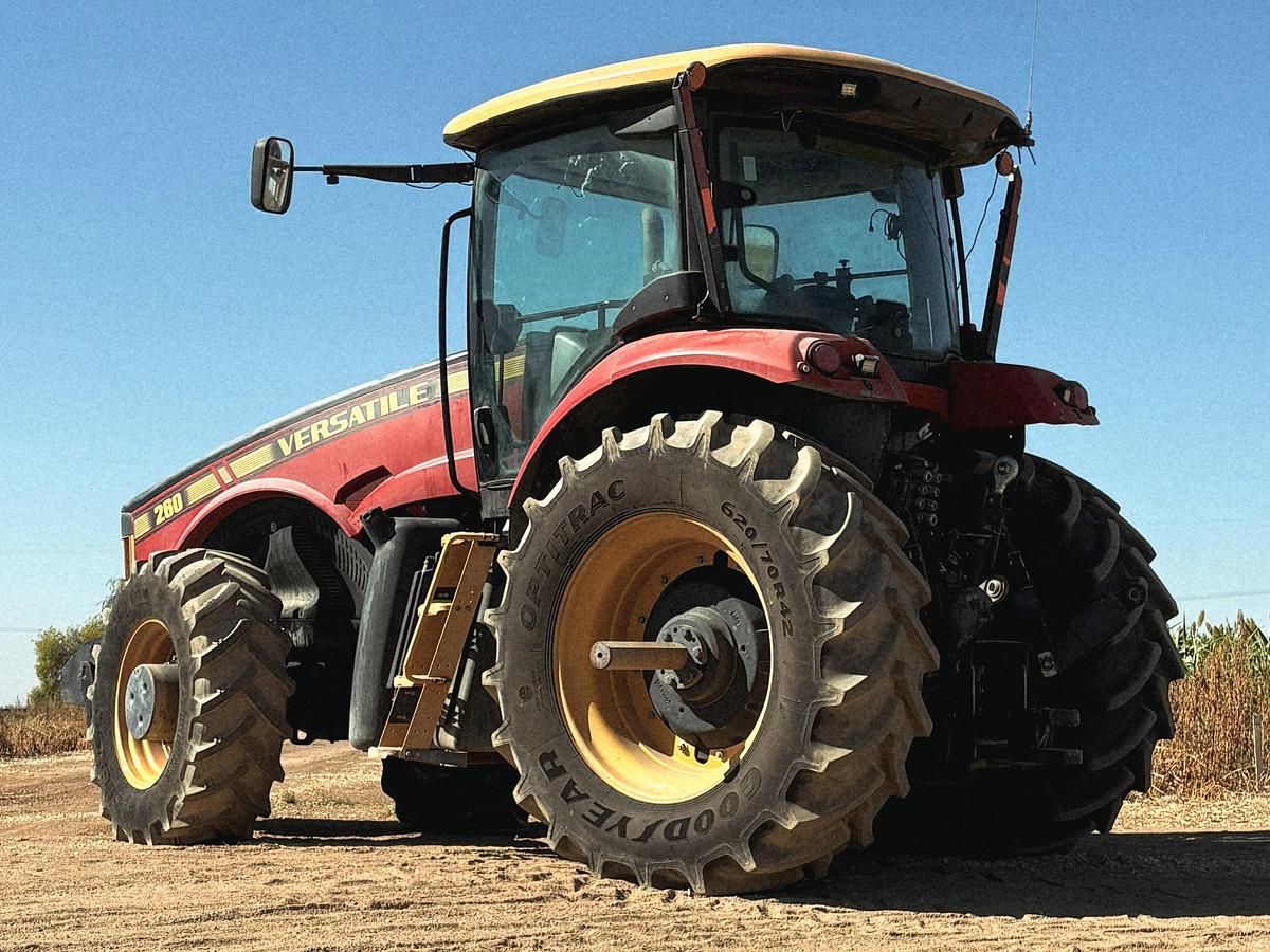 Used 2016 Versatile 260 Tractor
