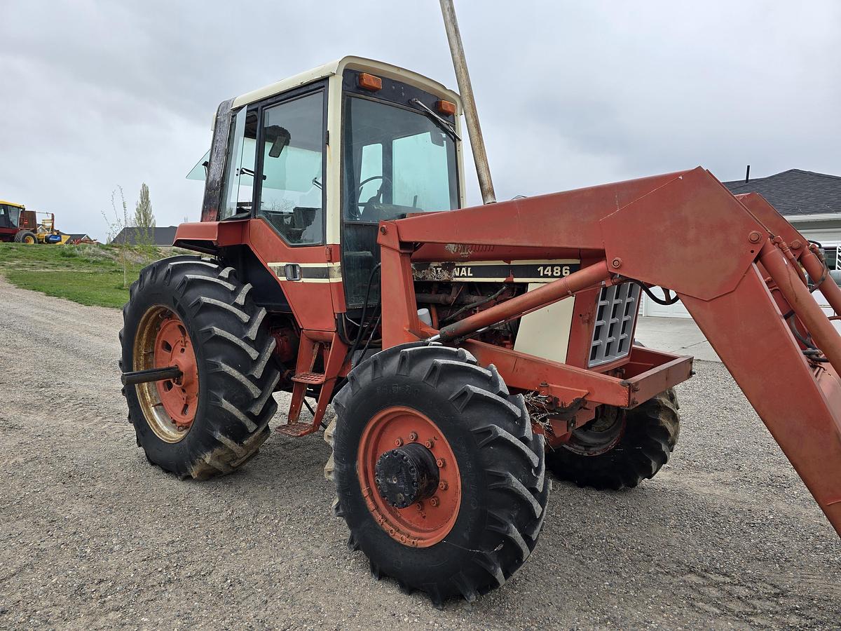 Used International 1486 Tractor w/ Loader