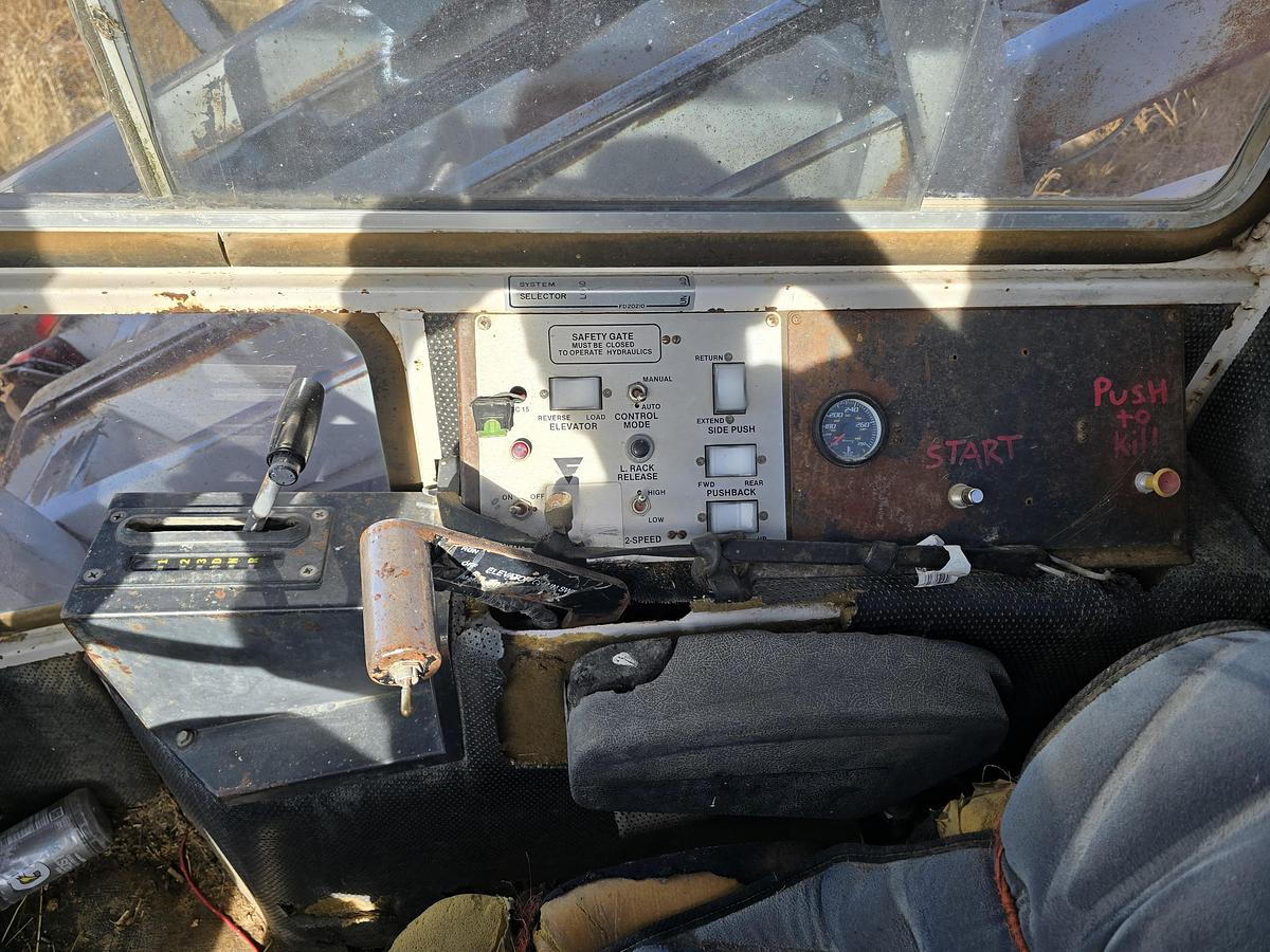 Used Freeman 5000 Bale Stacker