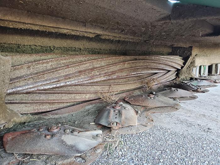 Used 2012 John Deere R450 Rotary Windrower