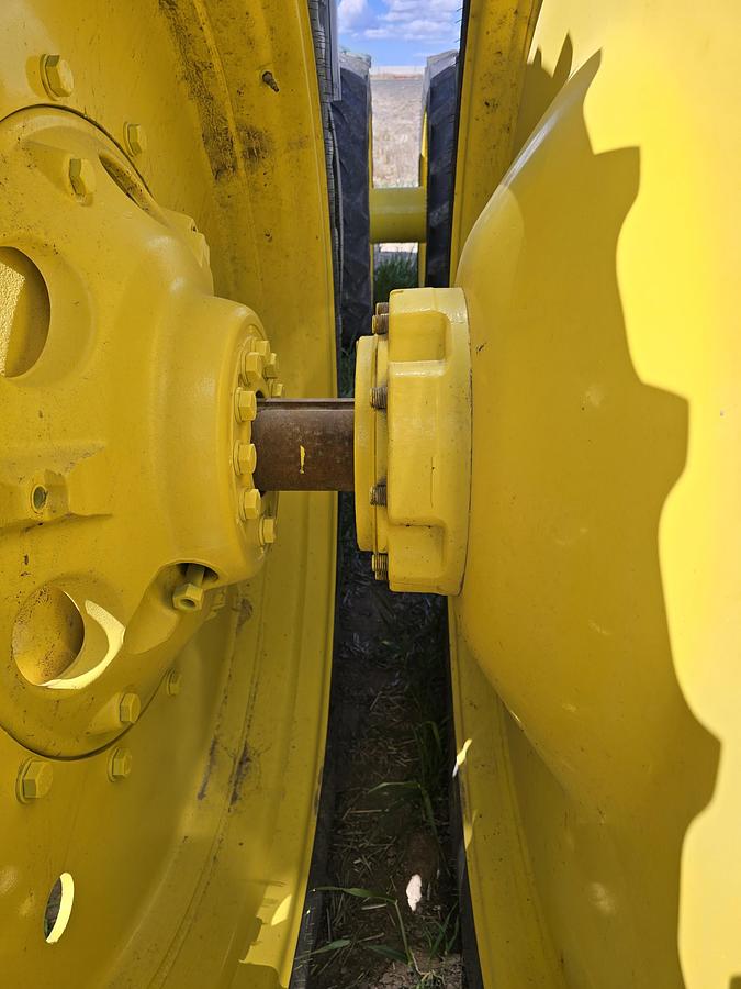 Used 2012 John Deere 8285R Tractor w/ IVT