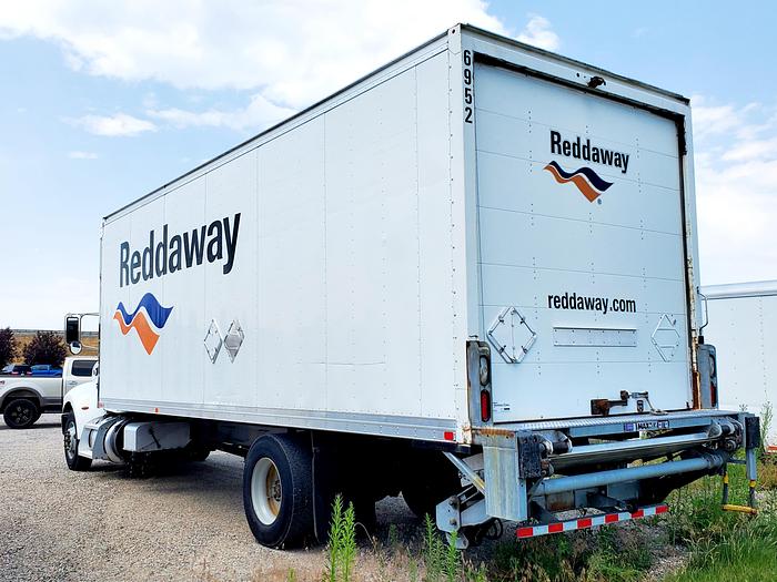 Used 2018 26' Peterbilt 337 Box Truck w/ 149k miles