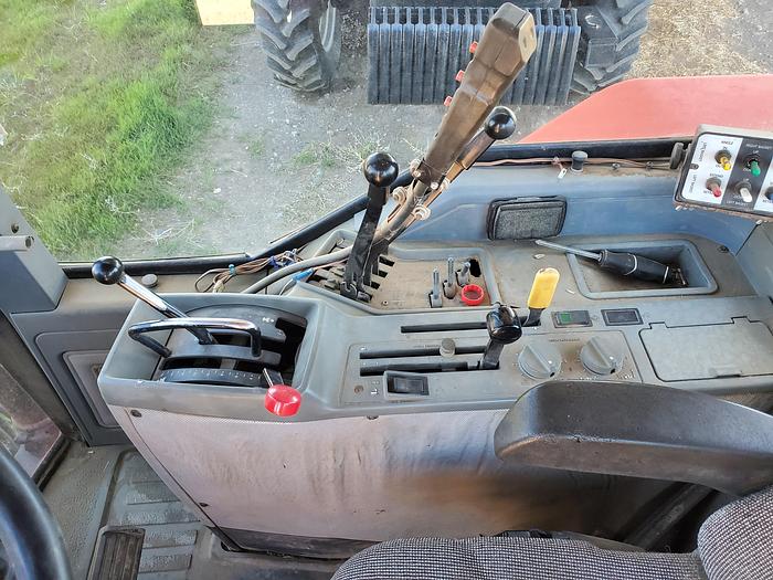 Used 1990 Case 7110 Tractor w/ Loader