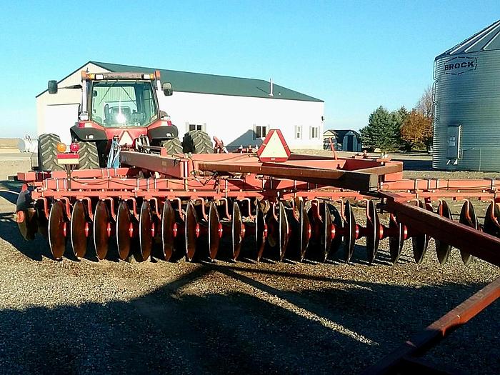 Used 17' Krause 5817 Offset Disk w/ Packer **Excellent Condition**