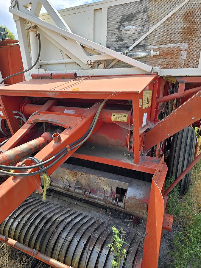 Used Lilliston Hi-Cap 6200 Bean Combine