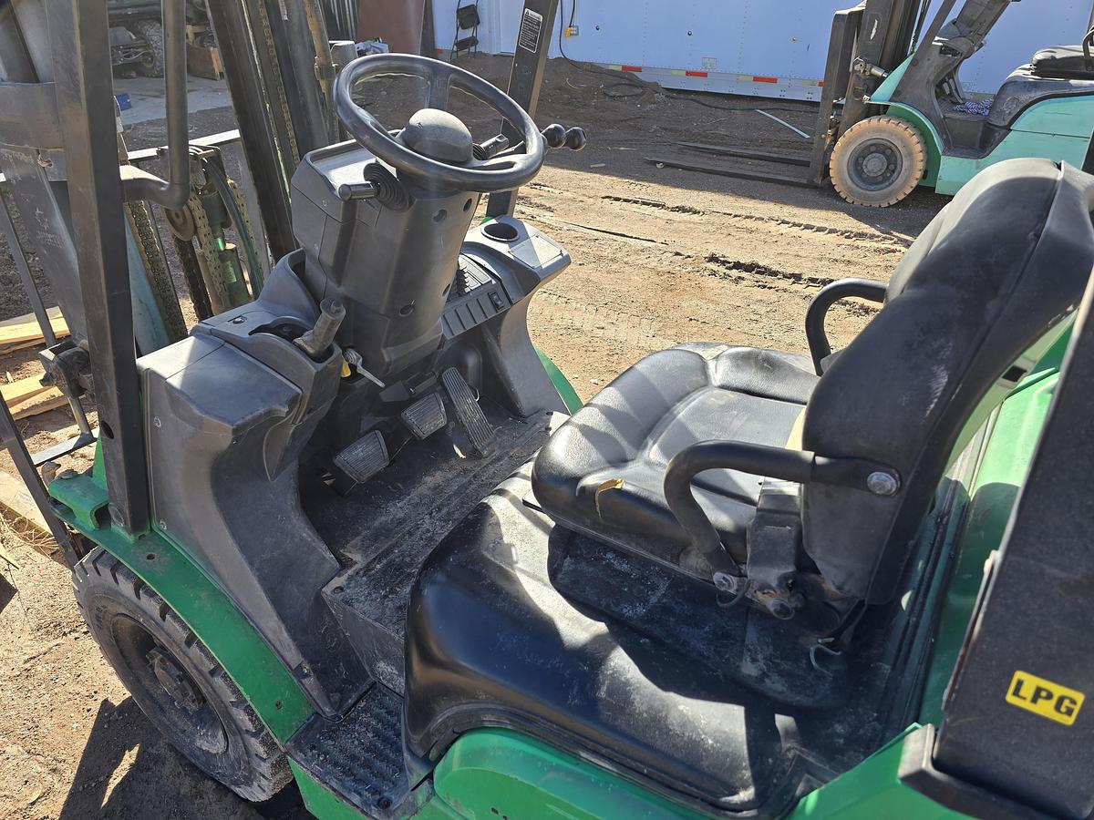 Used 2017 Mitsubishi FG25N Forklift