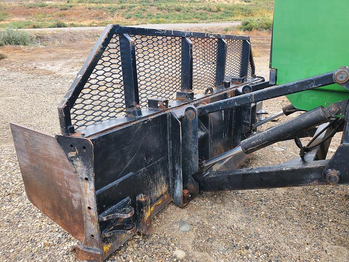 Used 1993 John Deere 8870 Tractor w/ Blade - 2000 original hrs