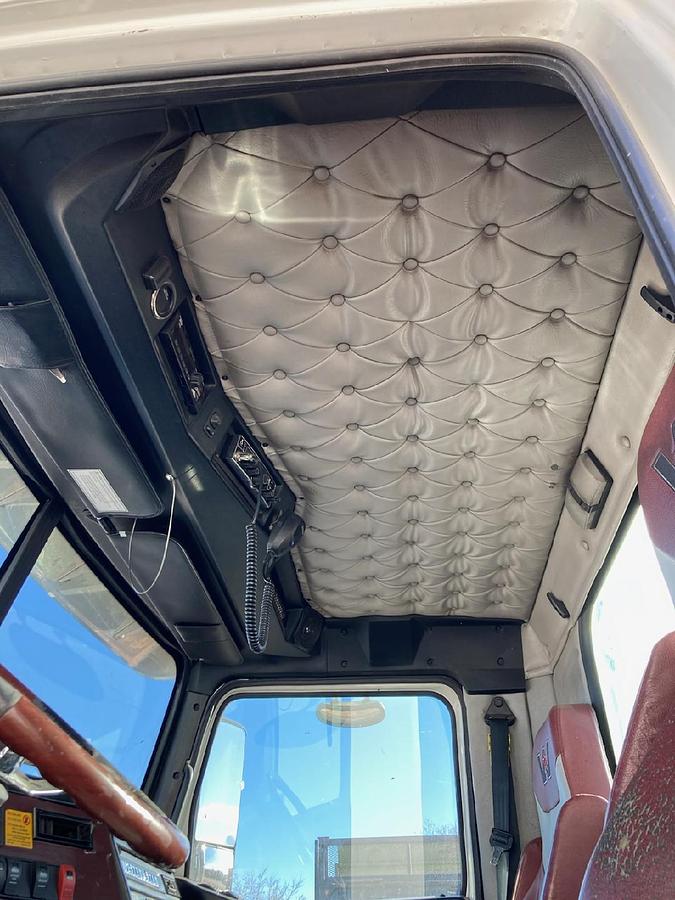 Used 2019 Western Star 4900FA Dump Truck