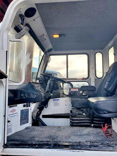 Used 2015 Stinger 6500 Bale Stacker