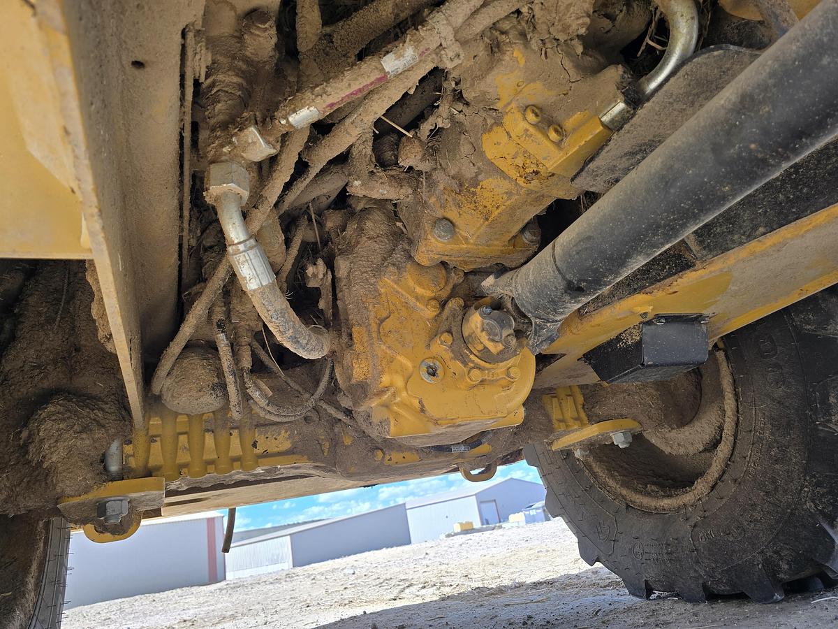 Used 2022 Caterpillar 908M Wheel Loader ** Going to Auction **