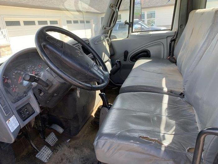 Used International 4200 Truck/chassis